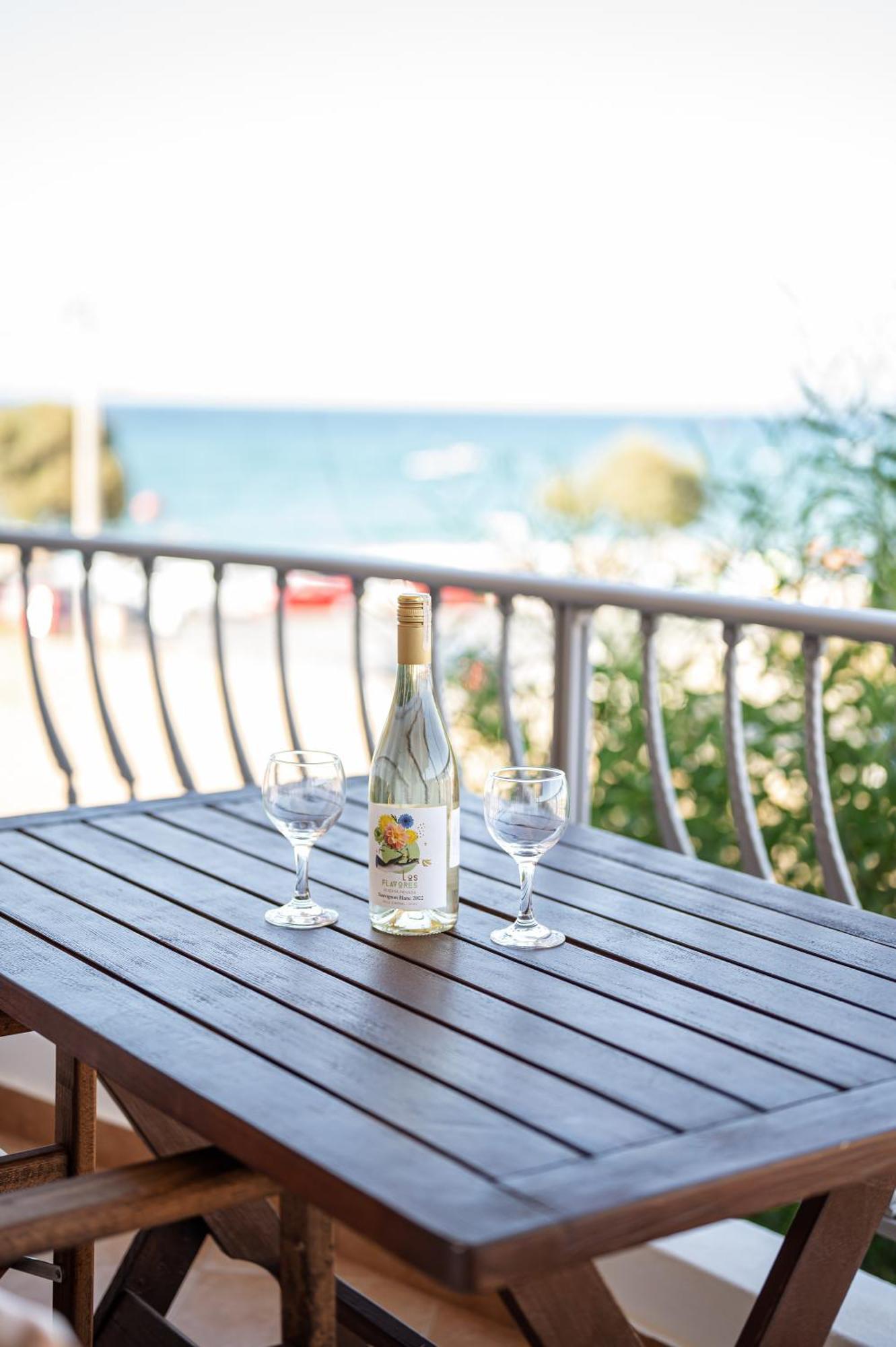 Kahlua Bay Apartments Hersonissos  Bagian luar foto