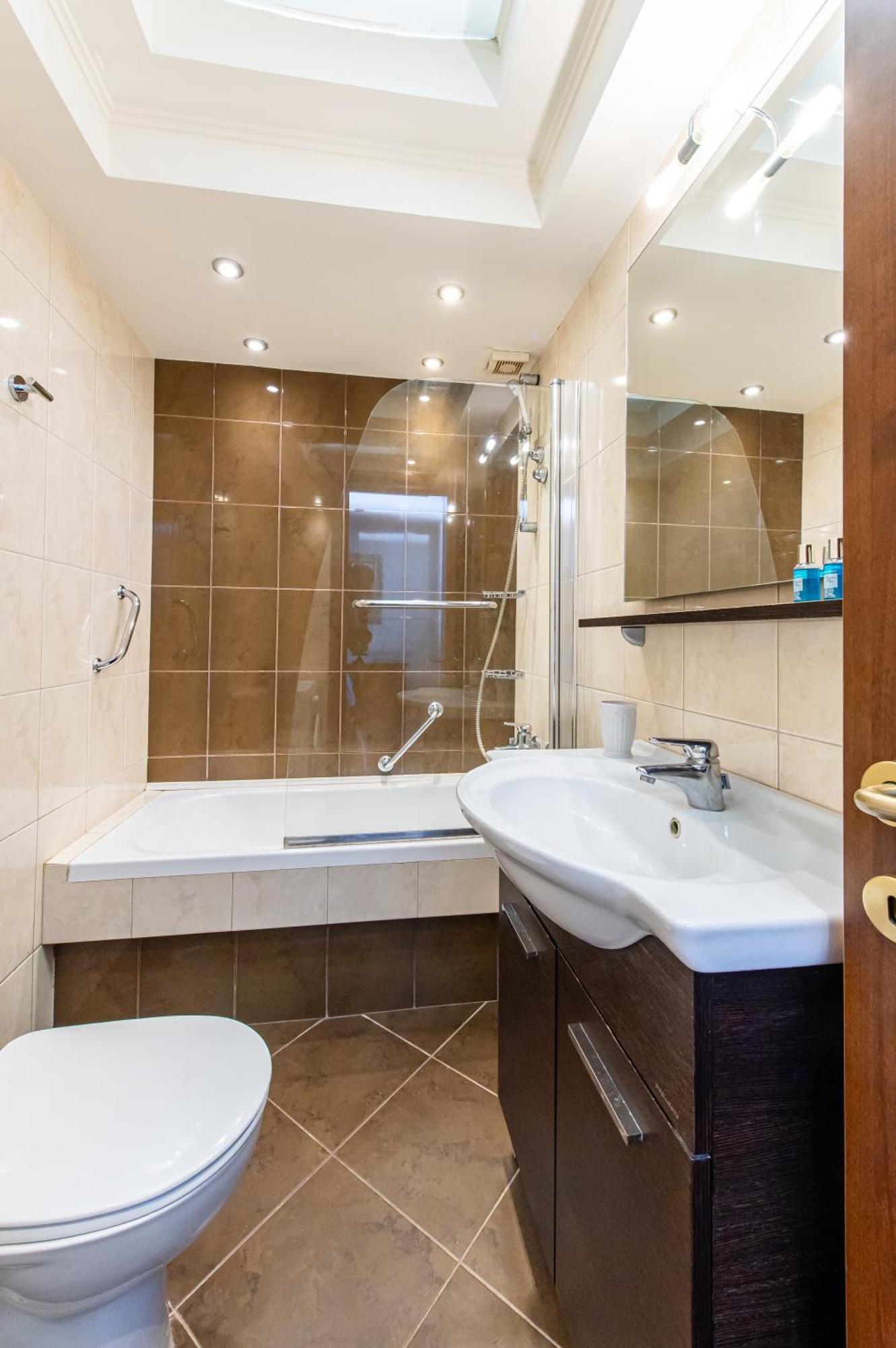 Kahlua Bay Apartments Hersonissos  Bagian luar foto